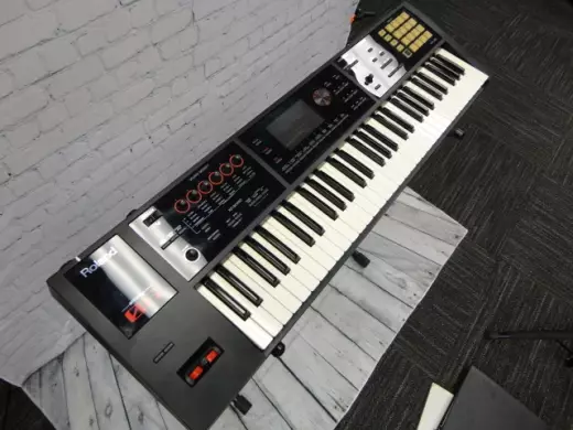 Roland - FA-06 2