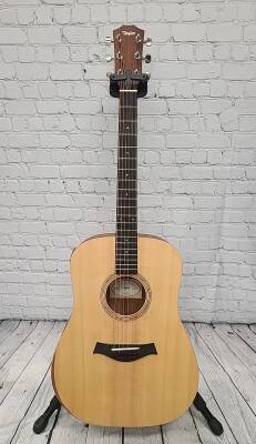 Taylor Guitars - ACADEMY 10E V2