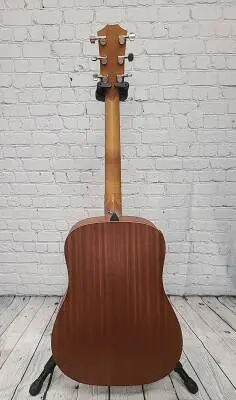 Taylor Guitars - ACADEMY 10E V2 2