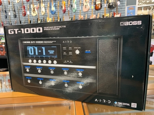 BOSS - GT-1000 2