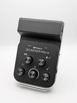 Roland Go Mixer Pro-X Audio Mixer For Smartphones | Long & McQuade
