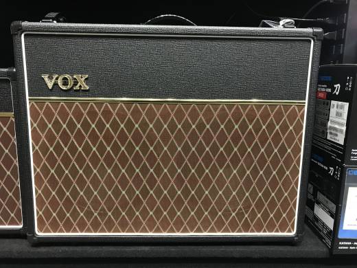 Gear Hunter | Vox - AC30C2 Guitar Amp