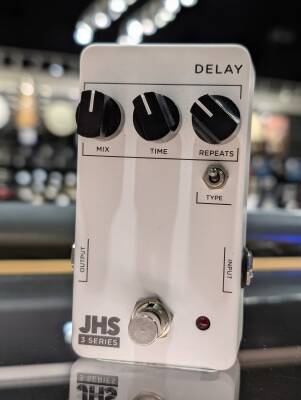 JHS Pedals 3 Series Delay | Long & McQuade
