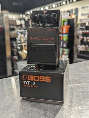 BOSS METAL ZONE PEDAL