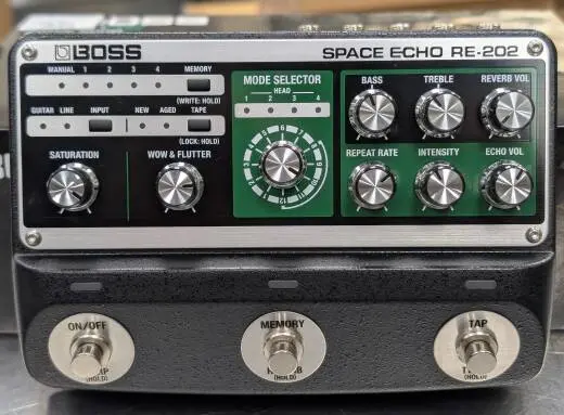 BOSS - RE-202 DELUXE SPACE ECHO