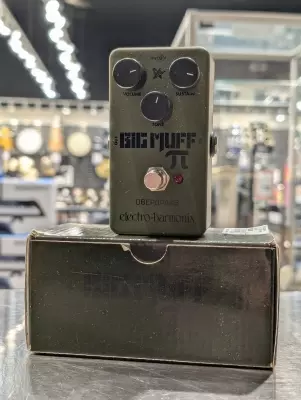 EHX GREEN RUSSIAN BIGMUFF
