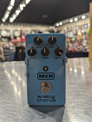 MXR ANALOG CHORUS