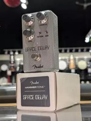 FENDER HAMMERTONE SPACE DELAY