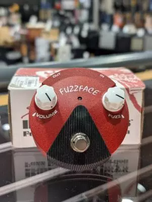 DUNLOP FUZZ FACE MINI BAND OF GYPSYS