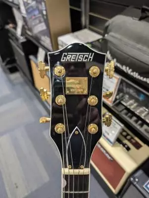 Gretsch Guitars - COUNTRY GENTLEMAN WALNUT 2