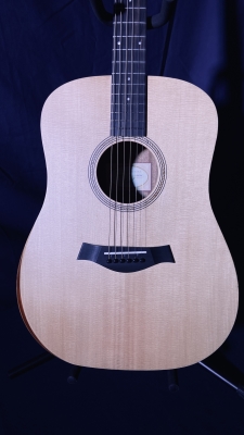 Taylor Guitars - ACADEMY 10E V2 2