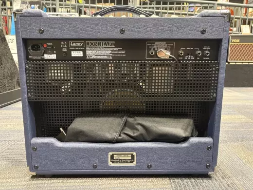 LANEY - LIONHEART L20T-212 2