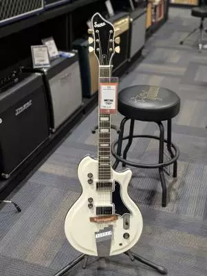 Supro 1524 EW Dual-Tone 2