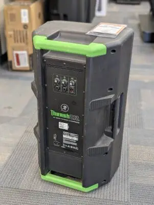 Mackie - THRASH 212 2