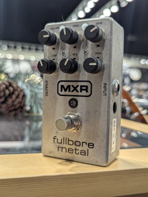 MXR FULLBORE METAL DISTORTION