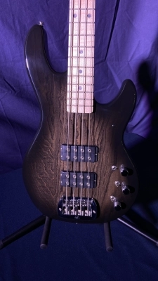 G&L L-2000 4-String Bass 2