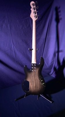 G&L L-2000 4-String Bass 4