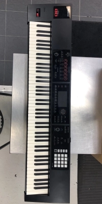 Roland - FA-08
