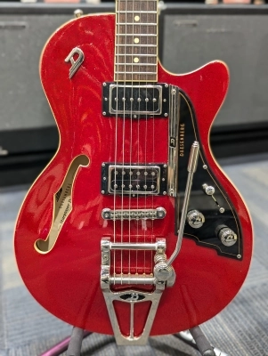 DUESENBERG STARPLAYER TV RED SPARKLE 2