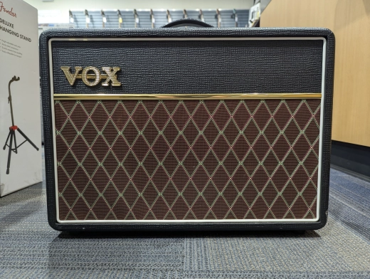 Store Special Product - VOX AC 1X10 COMBO