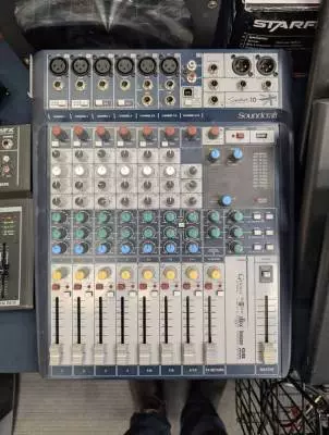 Soundcraft - SIGNATURE 10
