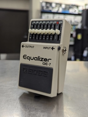 BOSS 7 BAND GRAPHIC EQUALIZER