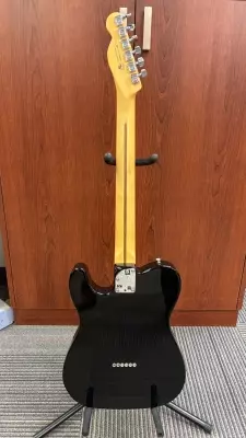 Fender - American Professional II Telecaster, Maple Fingerboard - Black 2