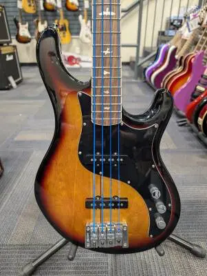 PRS SE BASS KESTREL TRI COL SUNBT W/GB