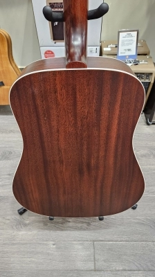 Guild D-40 - Antique Sunburst 5