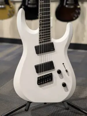 JACKSON PRO MODERN DK MS HT6 SNOW WHITE