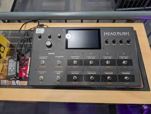 HeadRush - LOOPERBOARD