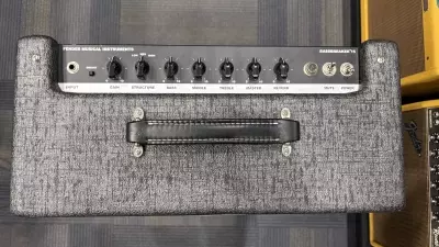 Fender - Bassbreaker 15W 1x12'' Combo - Gunmetal 2
