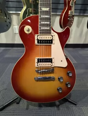 GIBSON LP CLASSIC HER CHERRY SUNBRST