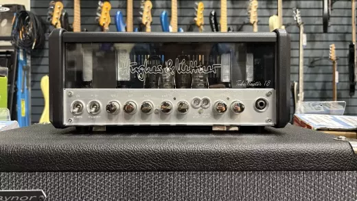 Hughes & Kettner - TubeMeister 18 Head