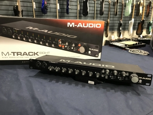 M-Audio - M-TRACK EIGHT 2