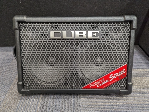 ROLAND CUBE STREET AMPLIFIER