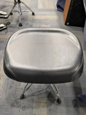 Yamaha DS1100U Drum Throne 2