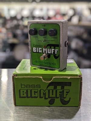 EHX BASS BIG MUFF FUZZ/SUSTAINER