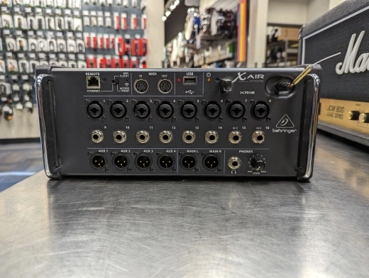 Behringer - XR16