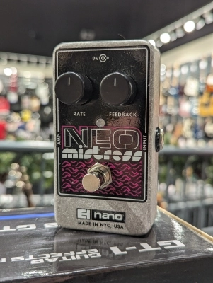EHX NEO MISTRESS FLANGER