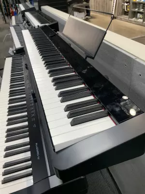 Casio - PX-S3100BK 2
