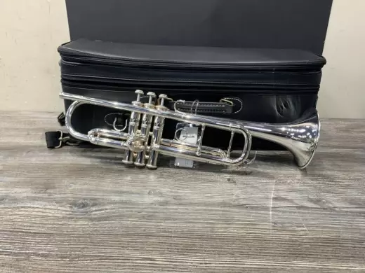 Yamaha Band - YTR-9335CHS-III Xeno Artist Chicago Series Bb Trumpet - Silver Plated 5