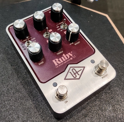 Universal Audio - UAFX Ruby '63 Top Boost Amplifier Pedal