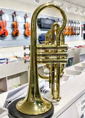 Jupiter - 520ML - Bb Cornet - Shepherds Crook - Lacquer 2
