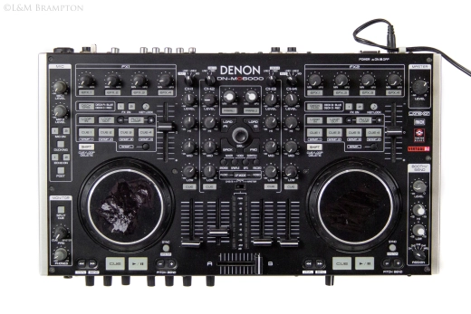 Denon DN-MC6000 DJ Controller with Hard Case