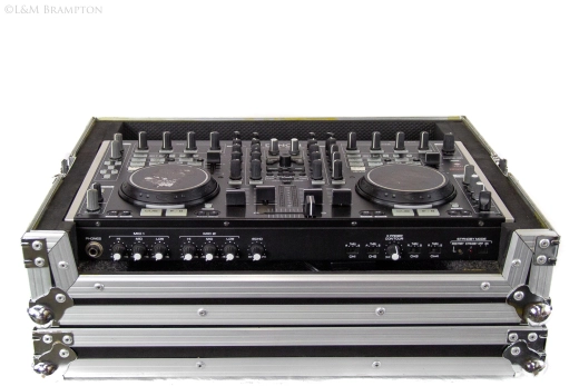 Denon DN-MC6000 DJ Controller with Hard Case 3