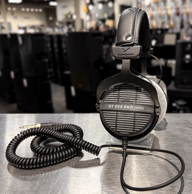 Gear Hunter | Beyerdynamic - DT990 PRO-250