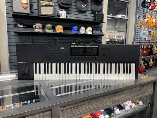 Native Instruments - KONTROL S61 MK2