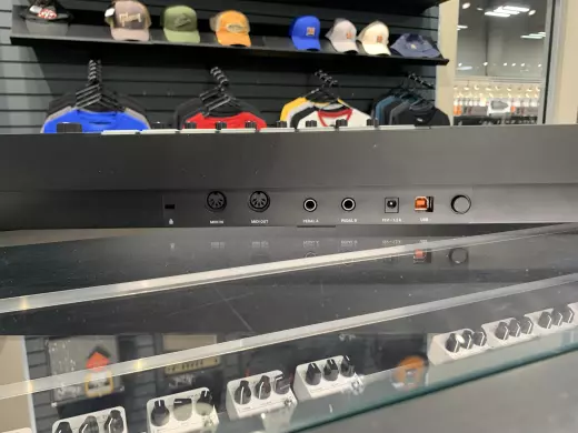 Native Instruments - KONTROL S61 MK2 2