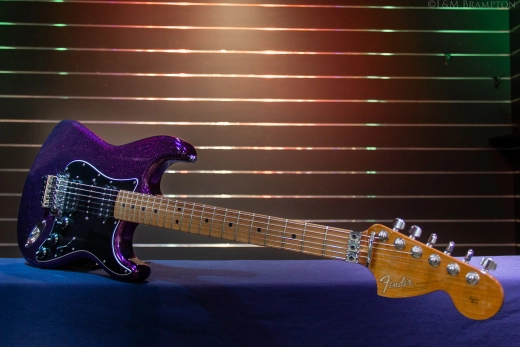 Fender Custom Shop - Empire 67 Strat NOS HSH FR MN - Magenta Sparkle 2